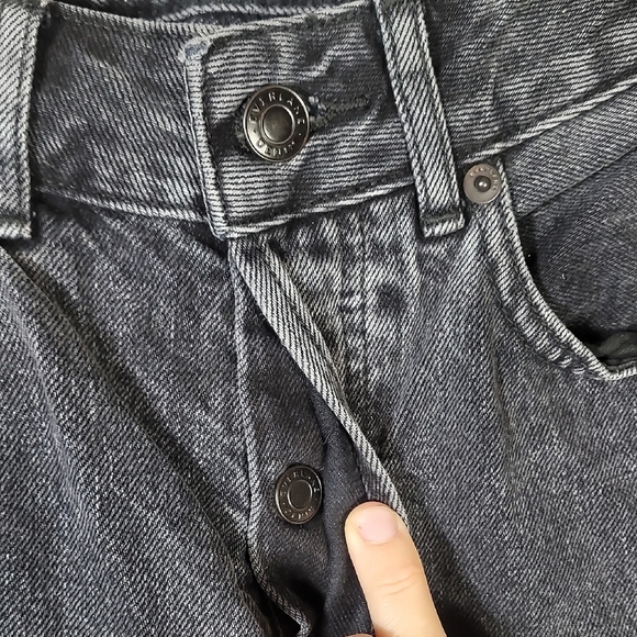 Everlane Curvy 90s Cheeky Straight Jean Size 25 Cropped Organic Gray Button Fly - Picture 5 of 13